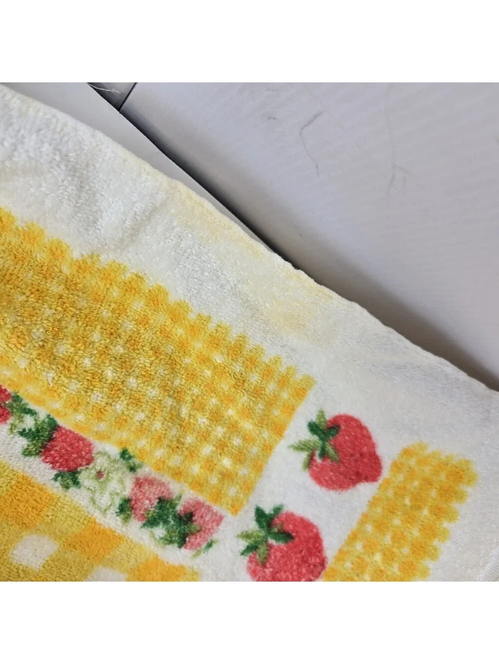 Vintage 1970s Strawberry Hanging Dish Towel Vibrant Bright Colors Red Top 27